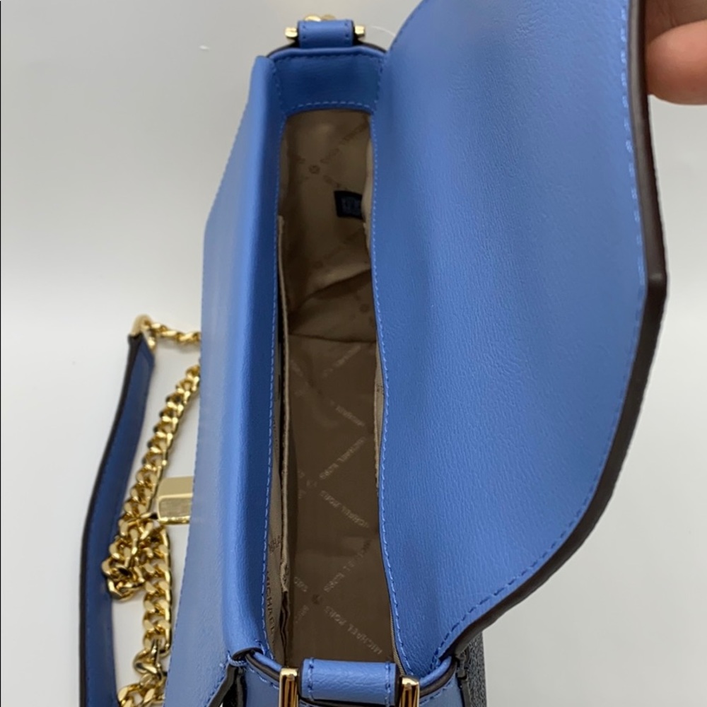 MICHAEL KORS KINSLEY MD SHOULDER FLAP FRCH BLUE MT - Picture 13 of 16